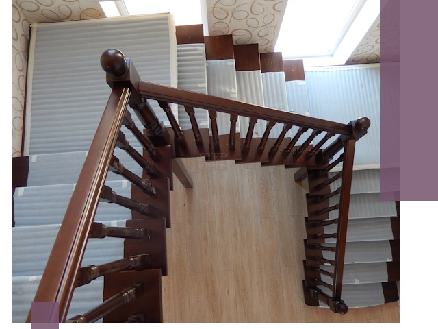 П-образные лестницы под ключ в Кирове-Чепецке — изготовление и монтаж