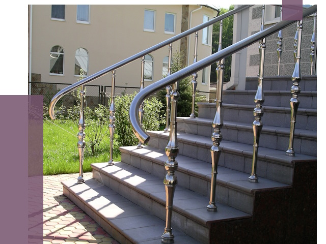 Перила для крыльца в Кирове-Чепецке от 11418 руб. — монтаж ПРОЛЁТ-Крв