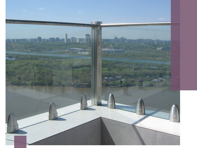 Стеклянные парапеты премиум класса в Кирове-Чепецке для домов и бизнесов